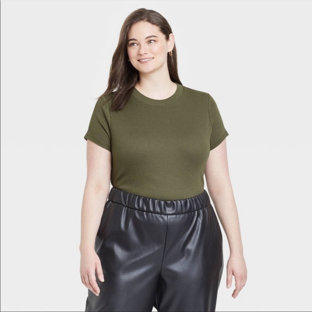 Women’s Plus Size Ribbed Bodysuit